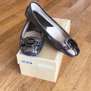 Michael Kora Fulton Flat